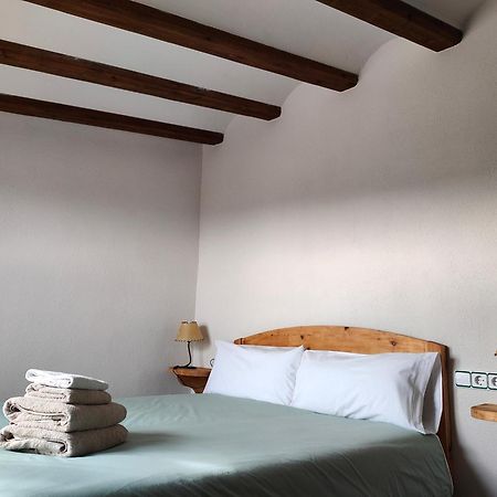 Cal Tous, La Socarrimada Villa Rojals Bagian luar foto