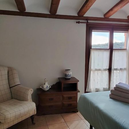 Cal Tous, La Socarrimada Villa Rojals Bagian luar foto