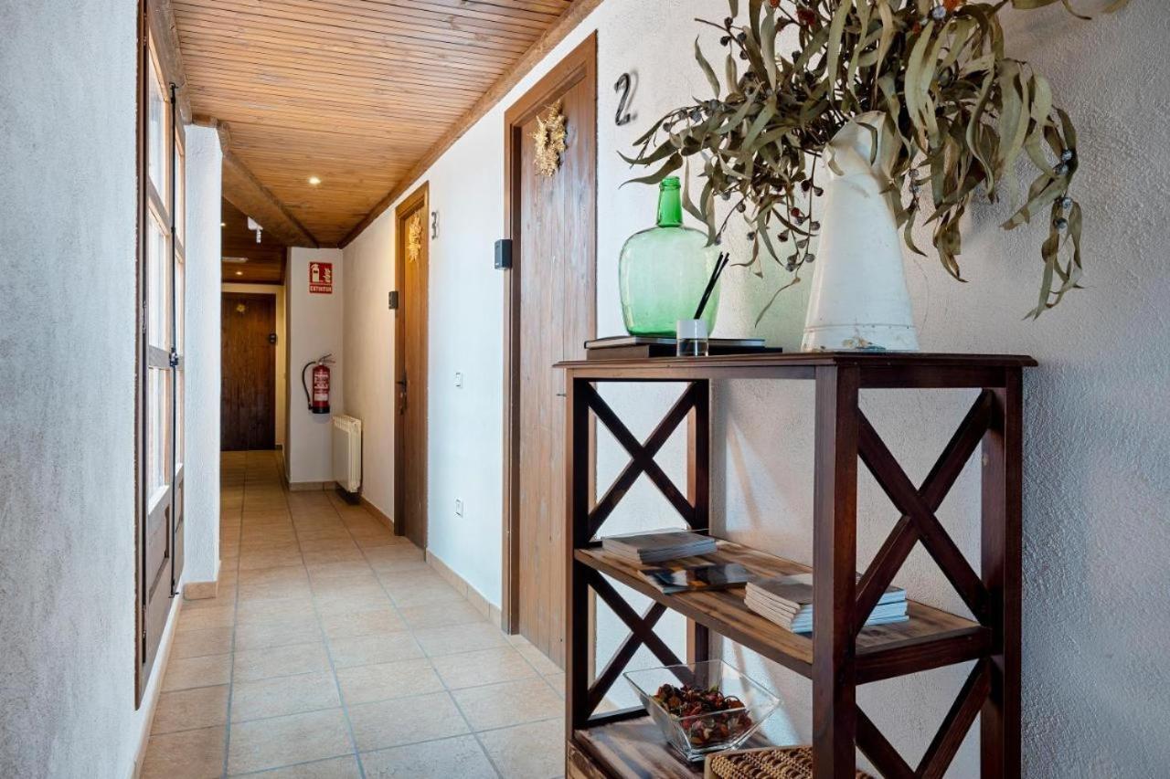 Cal Tous, La Socarrimada Villa Rojals Bagian luar foto