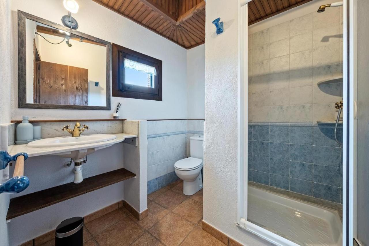 Cal Tous, La Socarrimada Villa Rojals Bagian luar foto