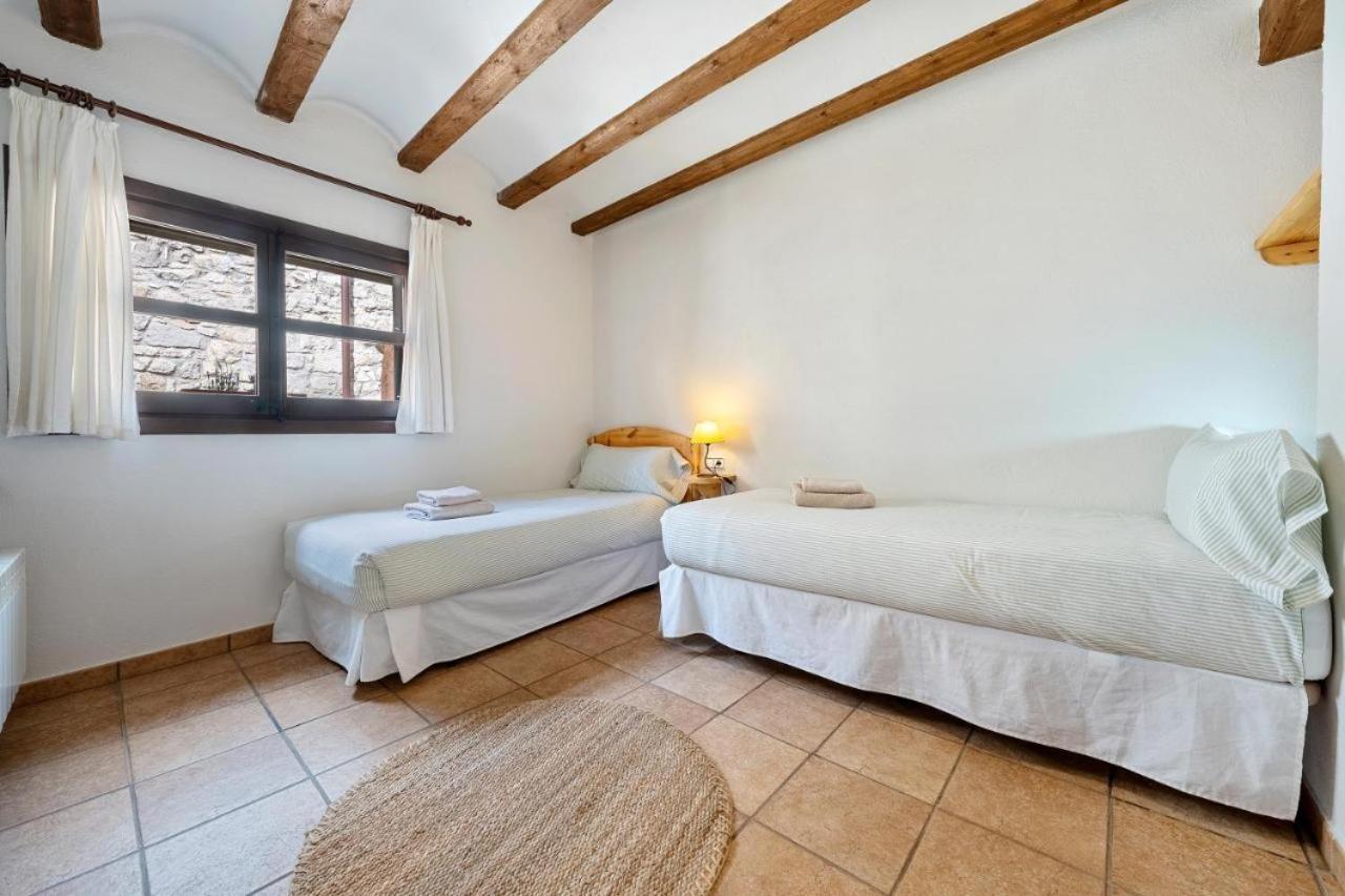 Cal Tous, La Socarrimada Villa Rojals Bagian luar foto