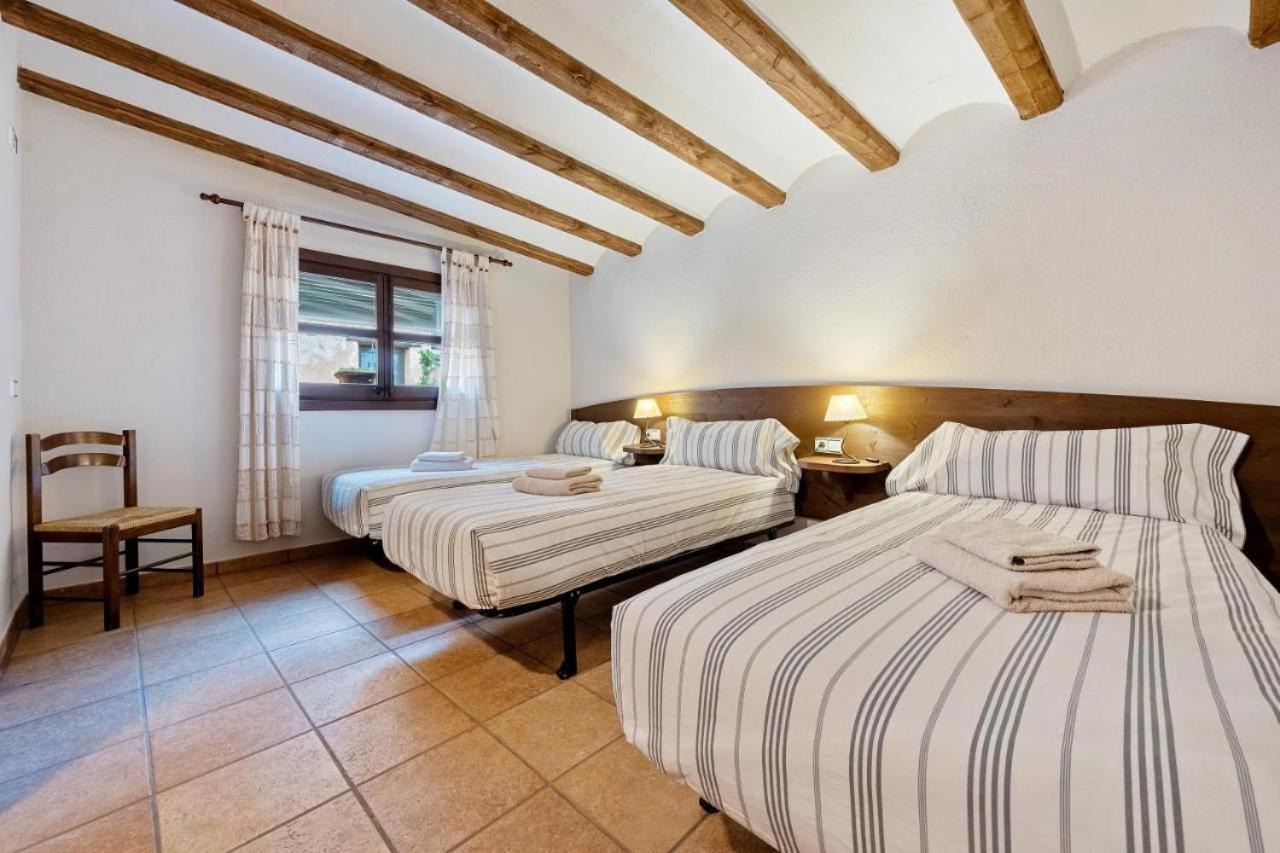 Cal Tous, La Socarrimada Villa Rojals Bagian luar foto