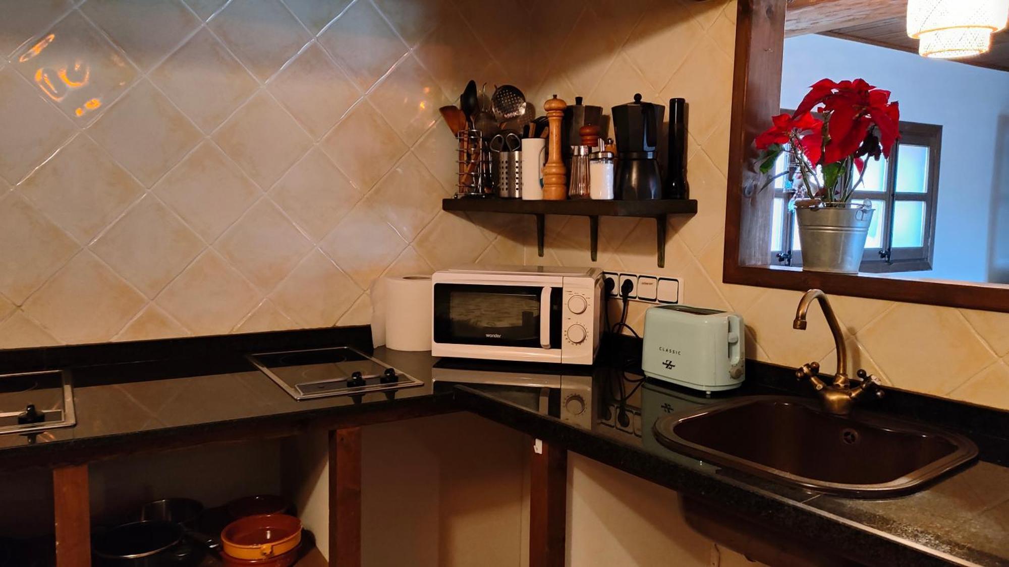 Cal Tous, La Socarrimada Villa Rojals Bagian luar foto