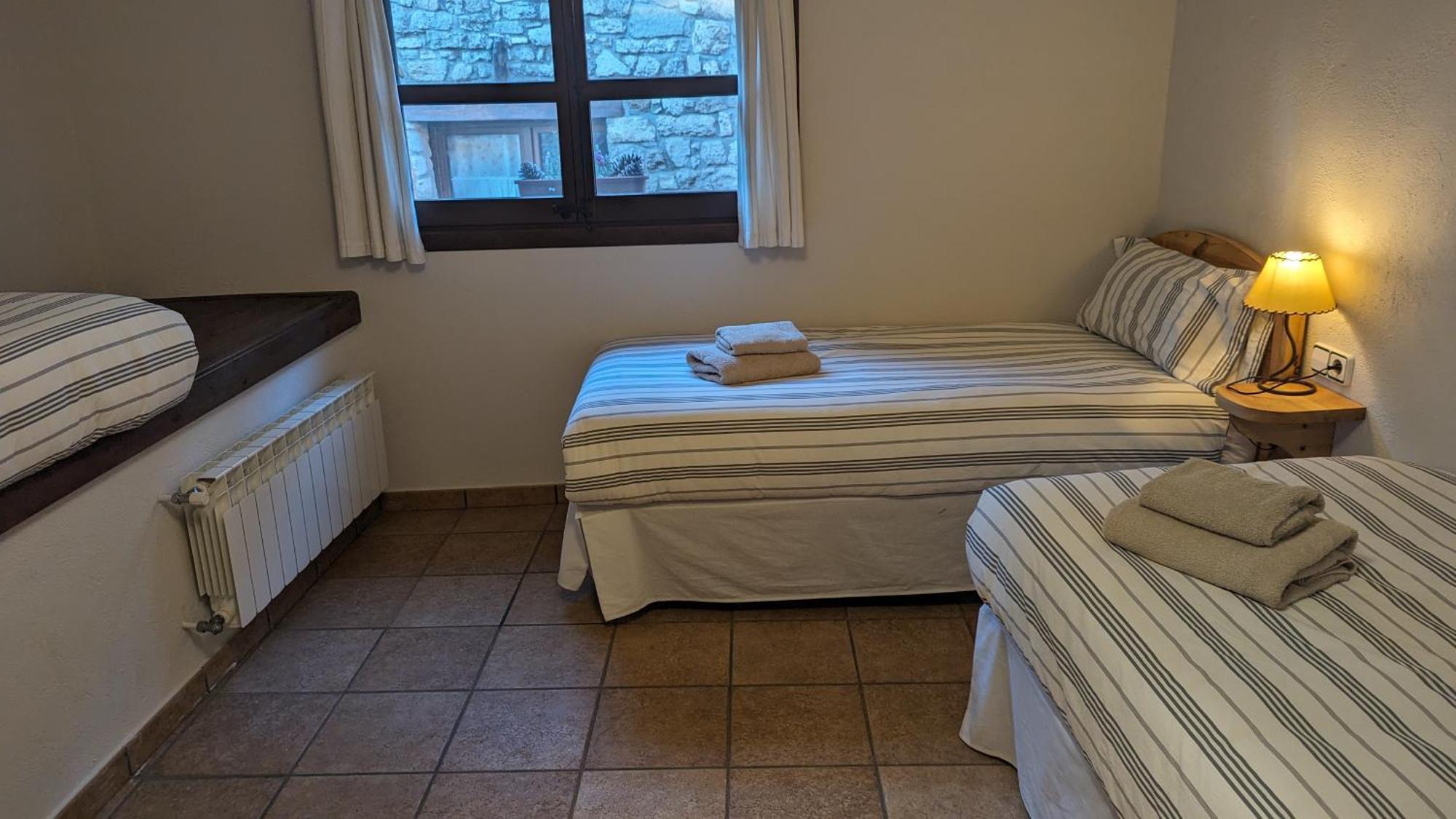 Cal Tous, La Socarrimada Villa Rojals Bagian luar foto
