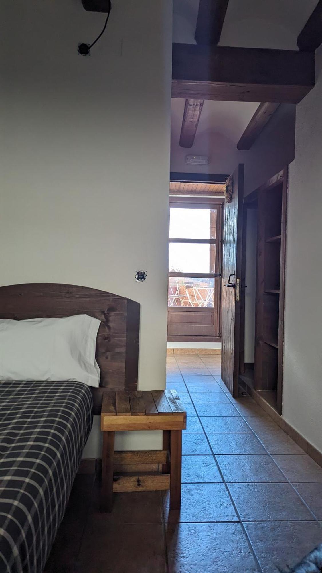 Cal Tous, La Socarrimada Villa Rojals Bagian luar foto