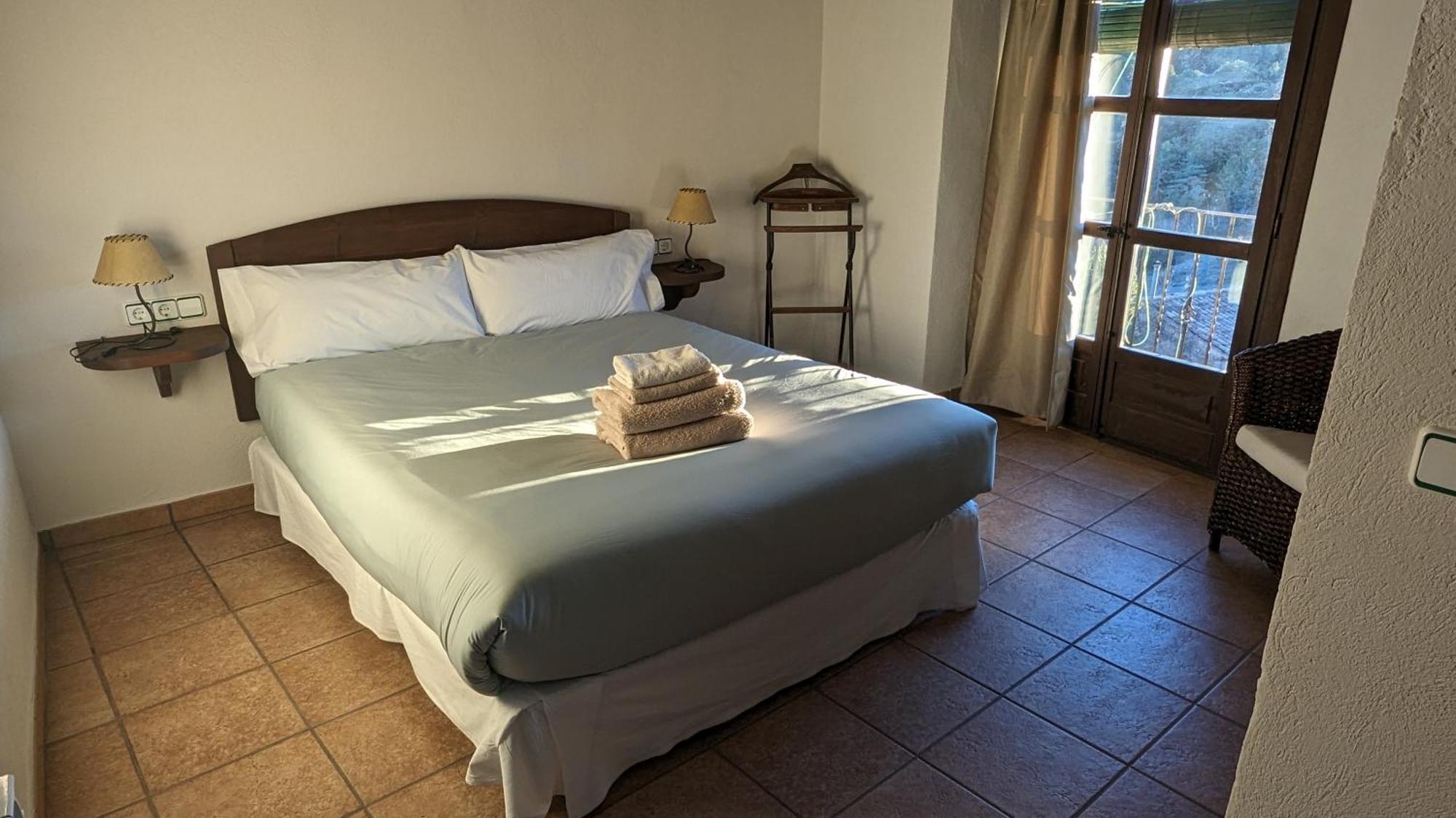 Cal Tous, La Socarrimada Villa Rojals Bagian luar foto
